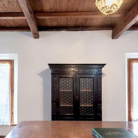 Lägenhet Exclusive Palazzo Schifanoia