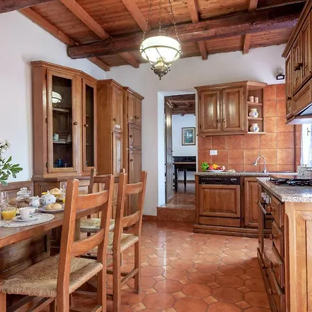 Exclusive Palazzo Schifanoia Lägenhet