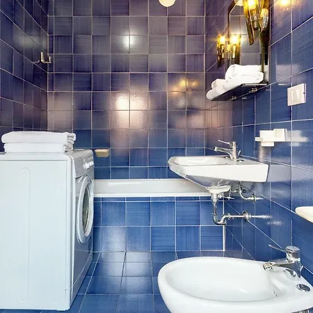 Exclusive Palazzo Schifanoia Apartment